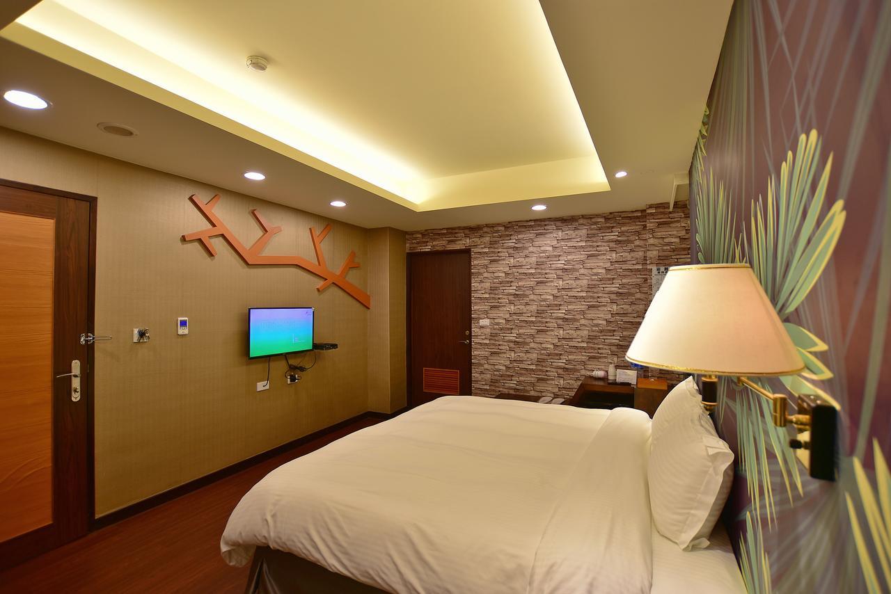 Ruocing Hot Spring Hotel Jiaoxi Exterior foto